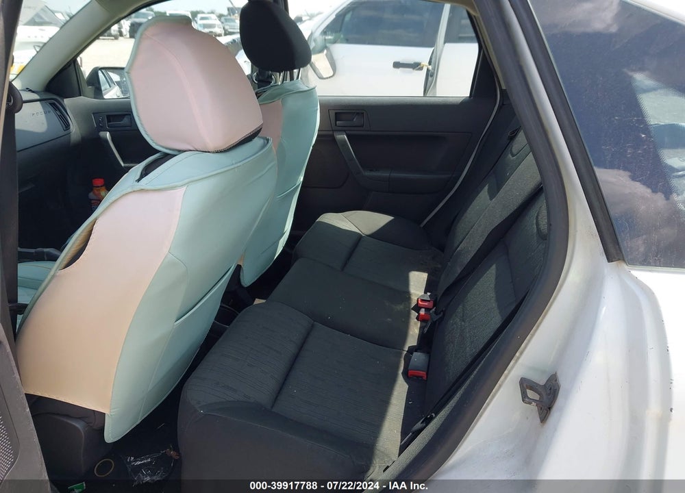 2008 FORD FOCUS VIN: 1FAHP35N48W170896