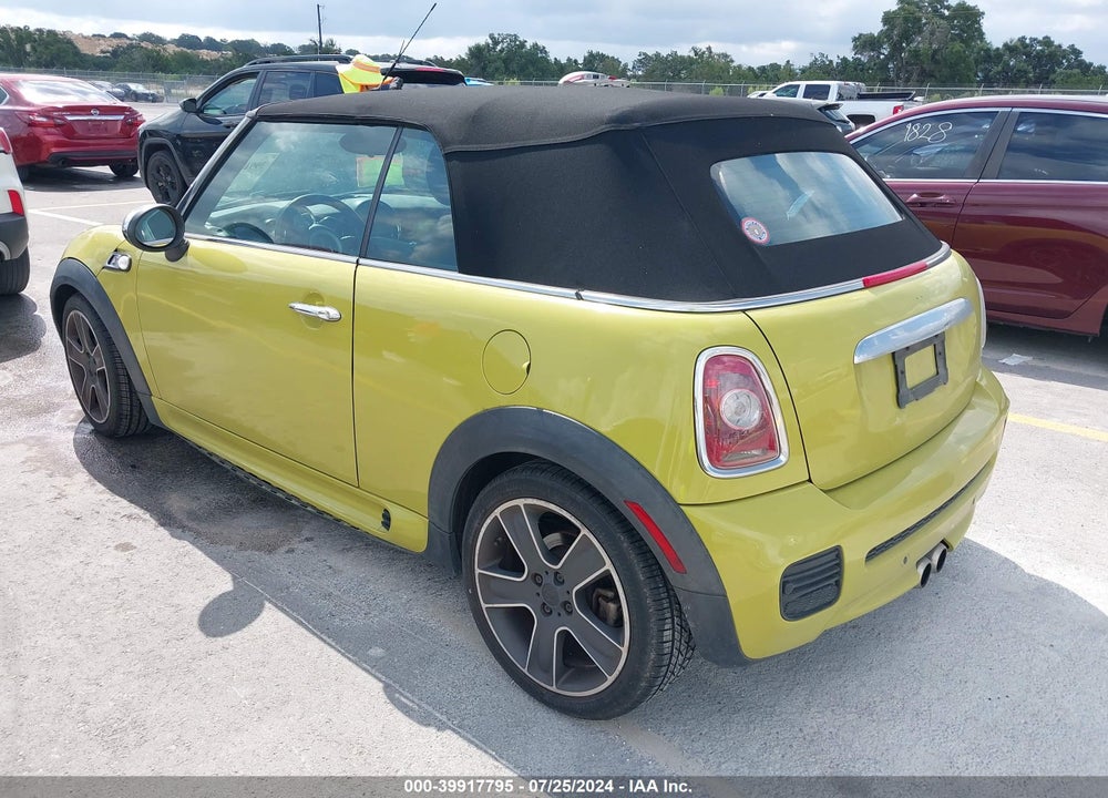 2009 MINI COOPER S VIN: WMWMS33519TG89093