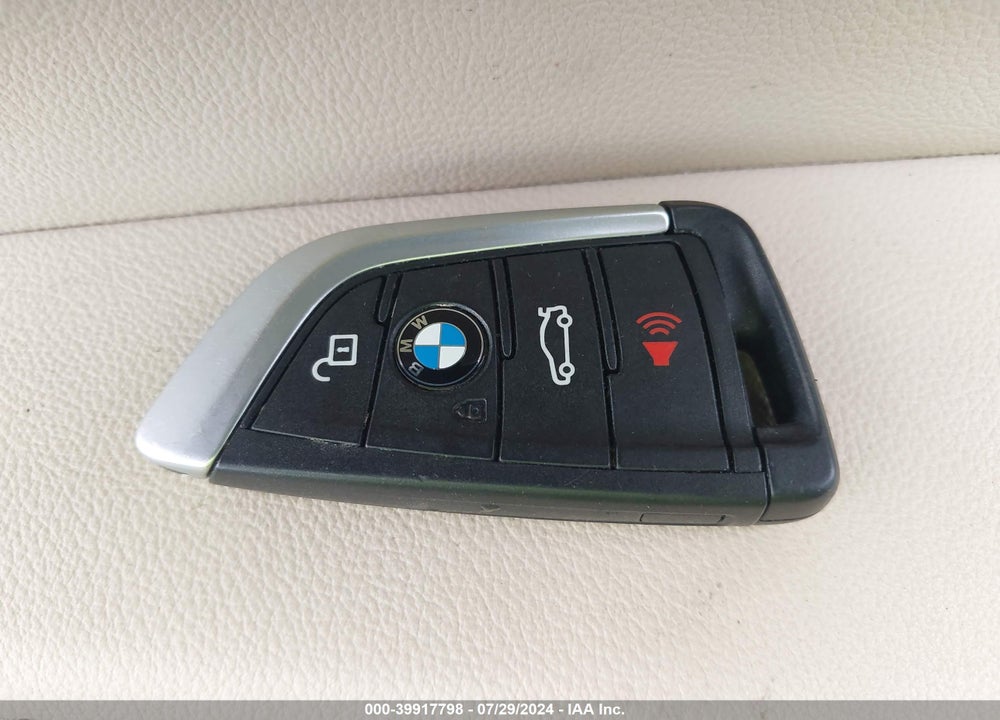 2019 BMW X3 XDRIVE30I VIN: 5UXTR9C5XKLE12590