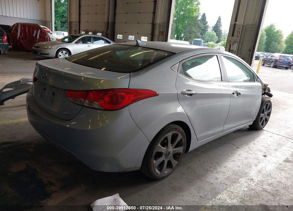 2011 HYUNDAI ELANTRA LIMITED (ULSAN PLANT) VIN: KMHDH4AE4BU114229