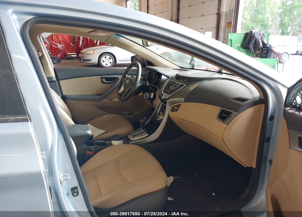 2011 HYUNDAI ELANTRA LIMITED (ULSAN PLANT) VIN: KMHDH4AE4BU114229