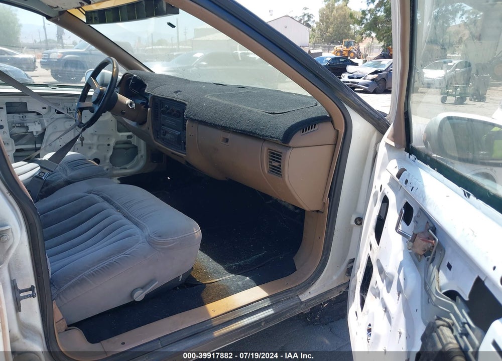 1994 CHEVROLET CAPRICE CLASSIC VIN: 1G1BL52W0RR125144
