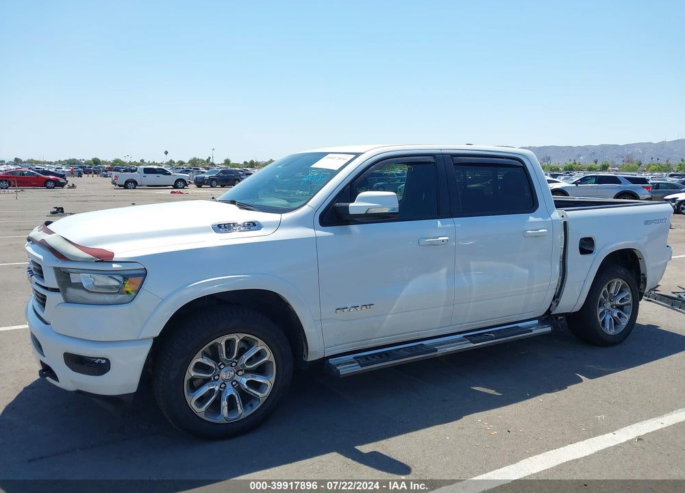 2021 RAM 1500 LAIE  4X4 5'7 BOX VIN: 1C6SRFJT3MN681023
