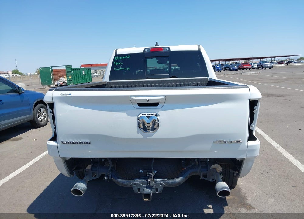 2021 RAM 1500 LAIE  4X4 5'7 BOX VIN: 1C6SRFJT3MN681023