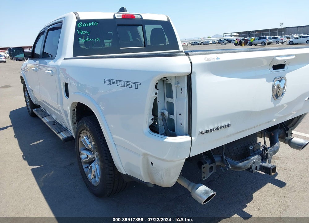 2021 RAM 1500 LAIE  4X4 5'7 BOX VIN: 1C6SRFJT3MN681023