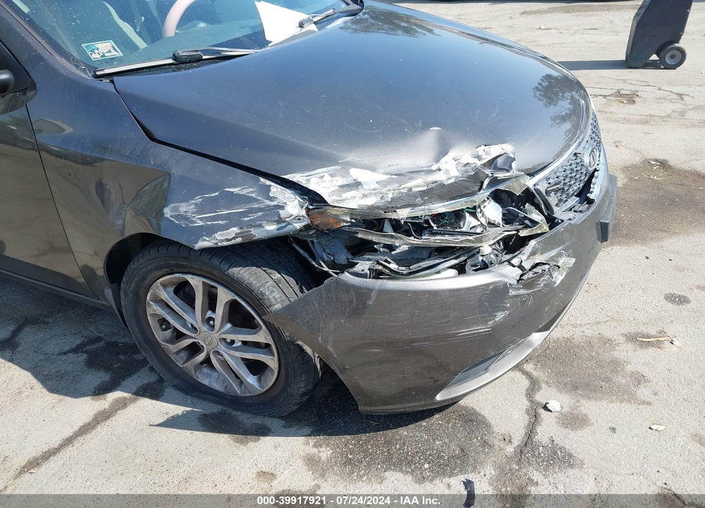 2011 KIA FORTE EX VIN: KNAFU4A26B5404784