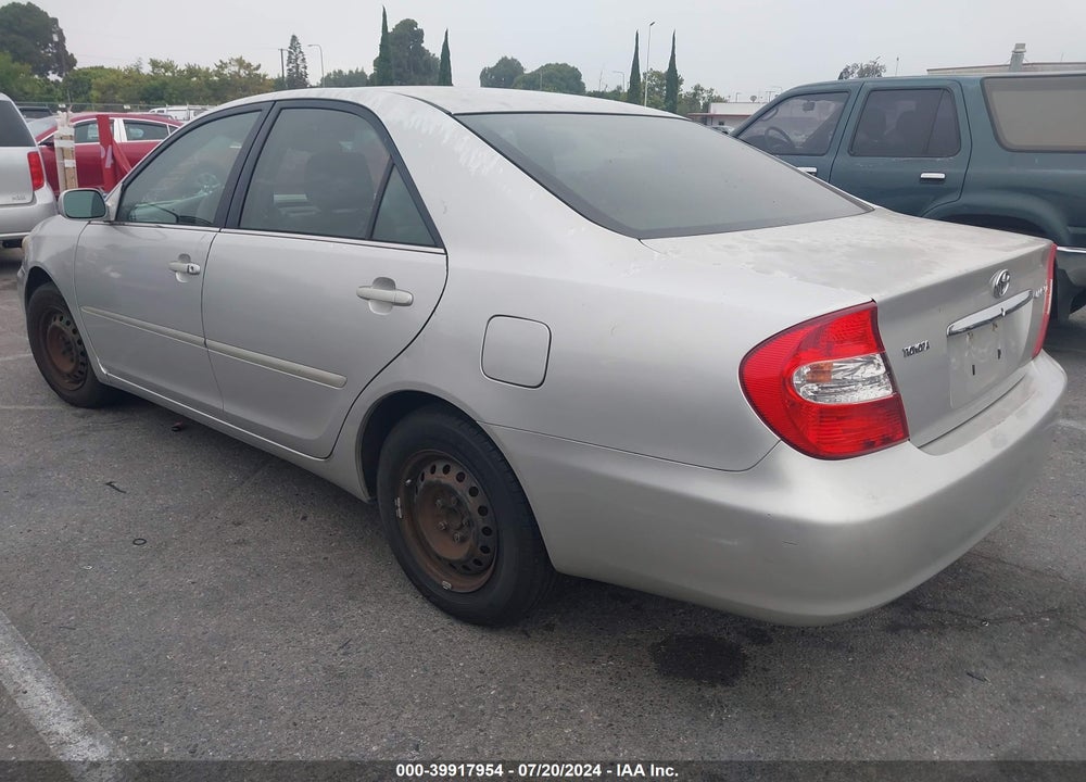 2002 TOYOTA CAMRY LE VIN: 4T1BE32K92U595061