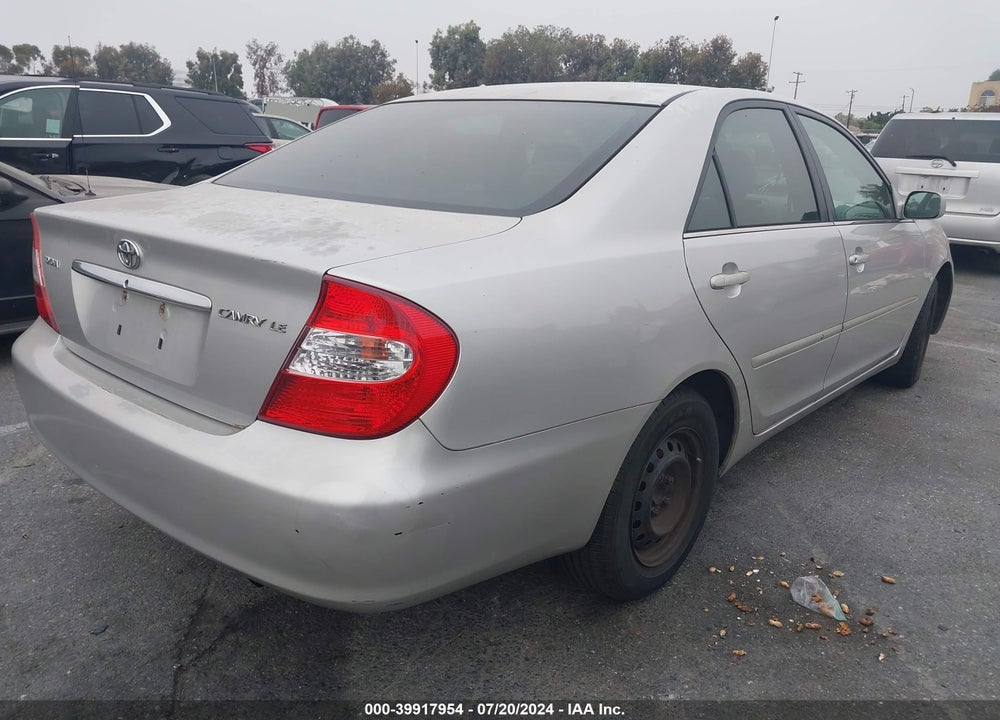 2002 TOYOTA CAMRY LE VIN: 4T1BE32K92U595061