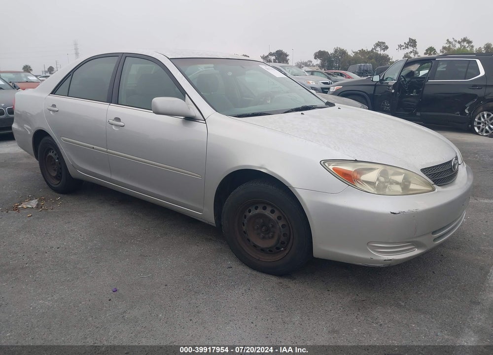 2002 TOYOTA CAMRY LE VIN: 4T1BE32K92U595061