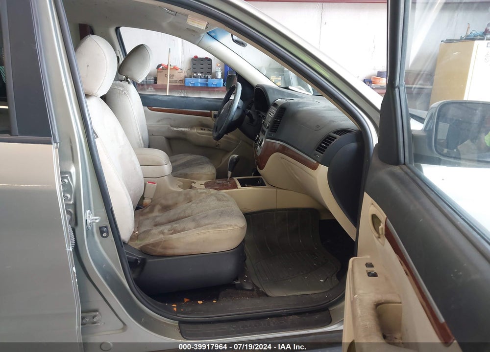 2008 HYUNDAI SANTA FE GLS VIN: 5NMSG13D18H189441