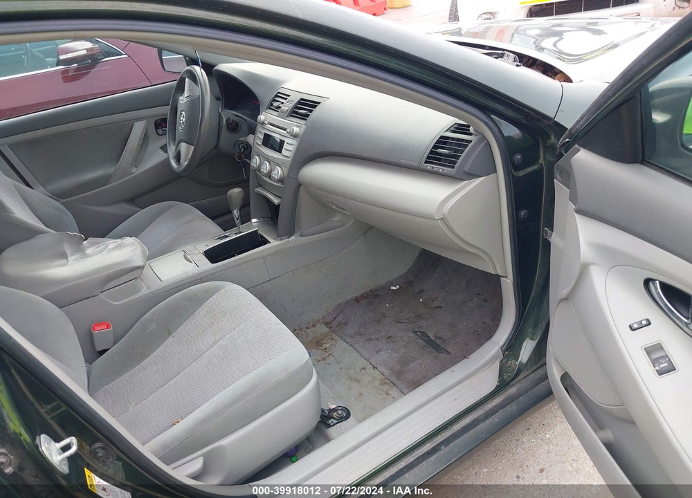 2011 TOYOTA CAMRY LE VIN: 4T1BF3EK1BU642558