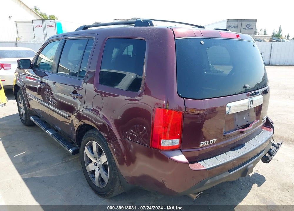 2015 HONDA PILOT TOURING VIN: 5FNYF4H90FB066408