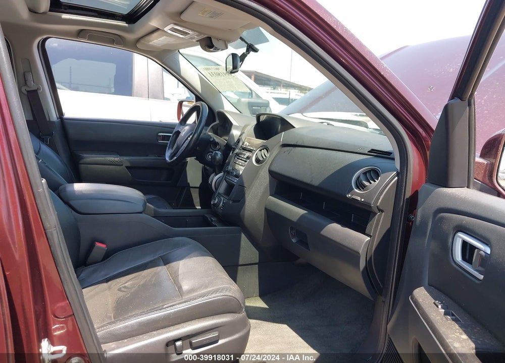 2015 HONDA PILOT TOURING VIN: 5FNYF4H90FB066408
