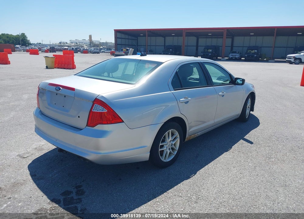 2012 FORD FUSION S VIN: 3FAHP0GA8CR206688
