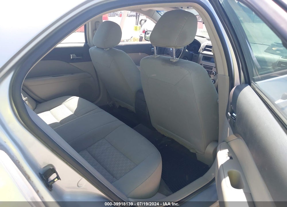 2012 FORD FUSION S VIN: 3FAHP0GA8CR206688