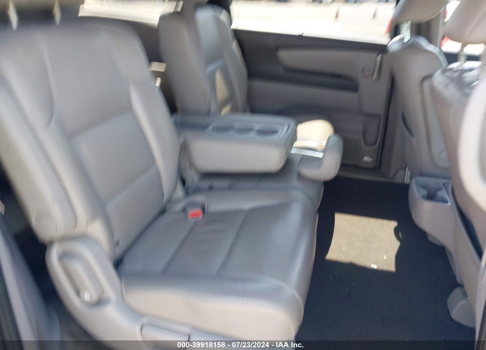 2011 HONDA ODYSSEY EX-L VIN: 5FNRL5H69BB051876