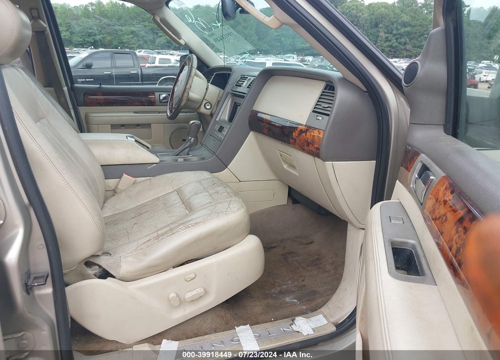 2004 LINCOLN NAVIGATOR VIN: 5LMFU27R64LJ34636