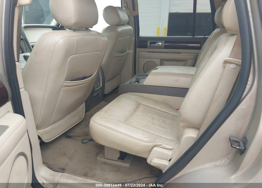 2004 LINCOLN NAVIGATOR VIN: 5LMFU27R64LJ34636