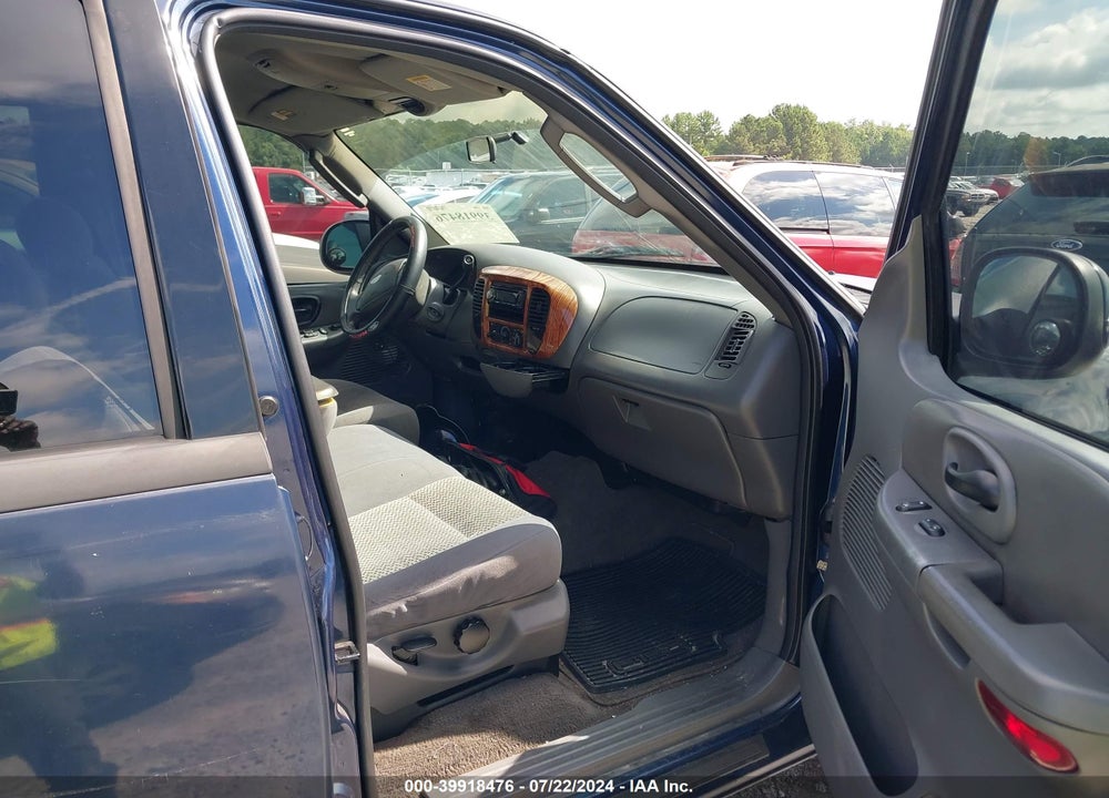 2003 FORD F-150 LARIAT/XLT VIN: 1FTRW07673KA97707