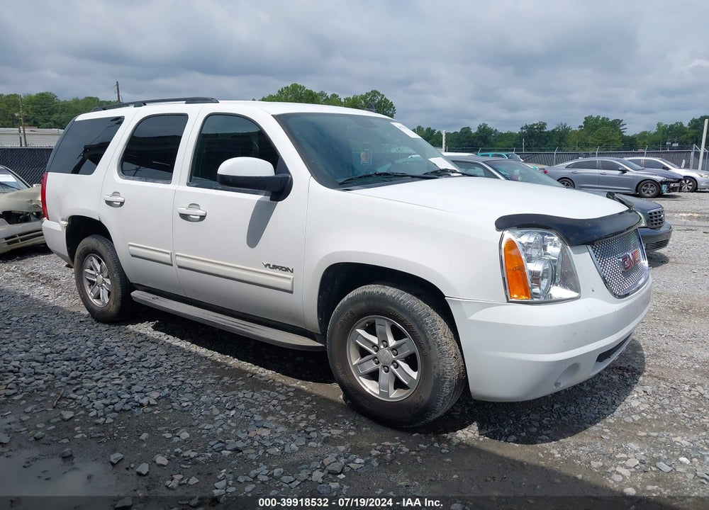 2011 GMC YUKON SLE VIN: 1GKS1AE02BR233000