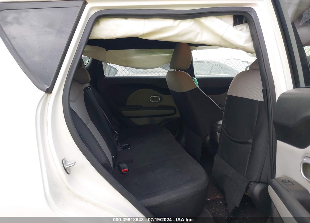 2014 KIA SOUL VIN: KNDJN2A25E7032667