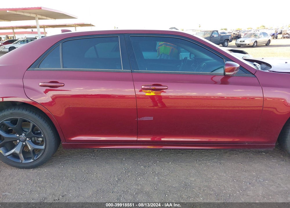 2021 CHRYSLER 300 TOURING L VIN: 2C3CCAAG4MH669092