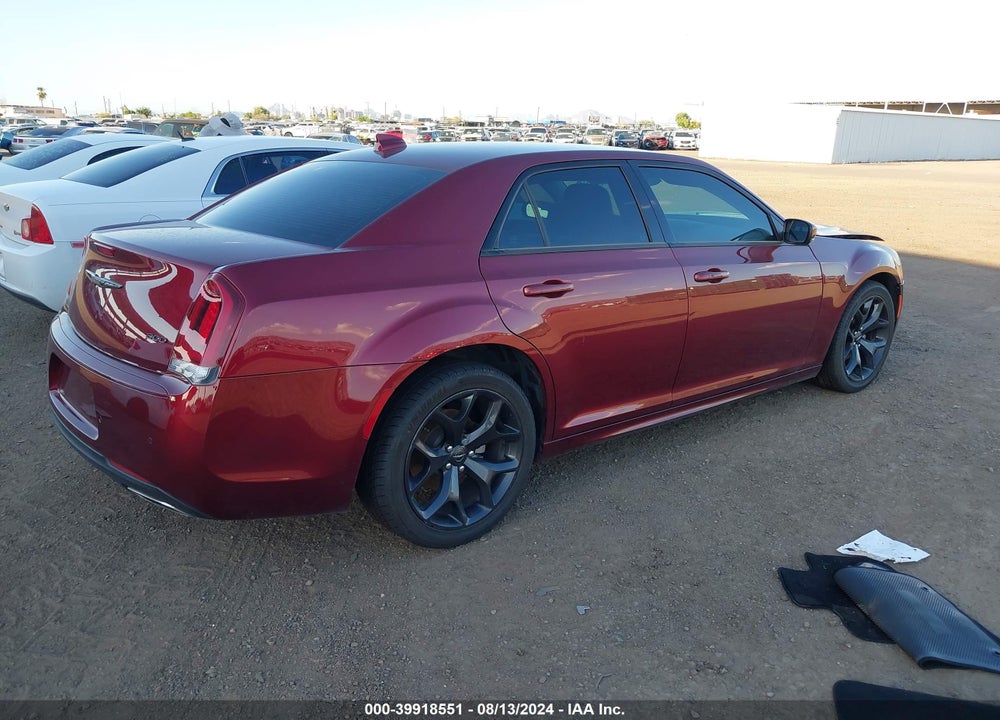2021 CHRYSLER 300 TOURING L VIN: 2C3CCAAG4MH669092