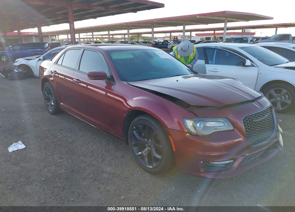 2021 CHRYSLER 300 TOURING L VIN: 2C3CCAAG4MH669092