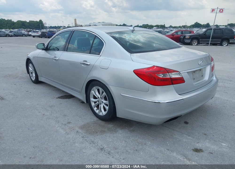 2013 HYUNDAI GENESIS 3.8 VIN: KMHGC4DD8DU235394