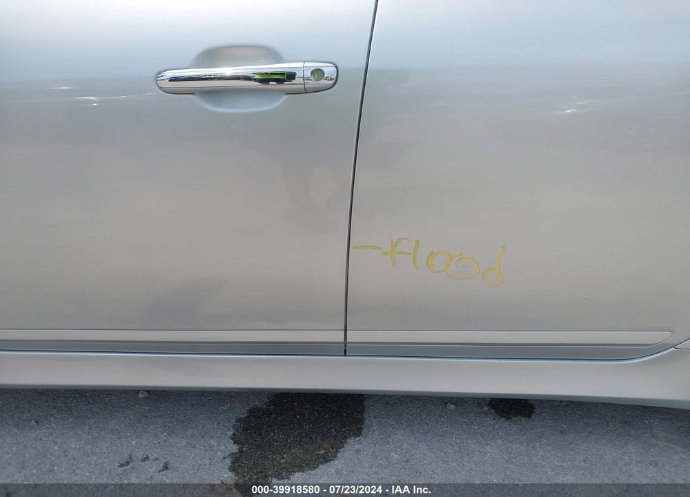 2013 HYUNDAI GENESIS 3.8 VIN: KMHGC4DD8DU235394