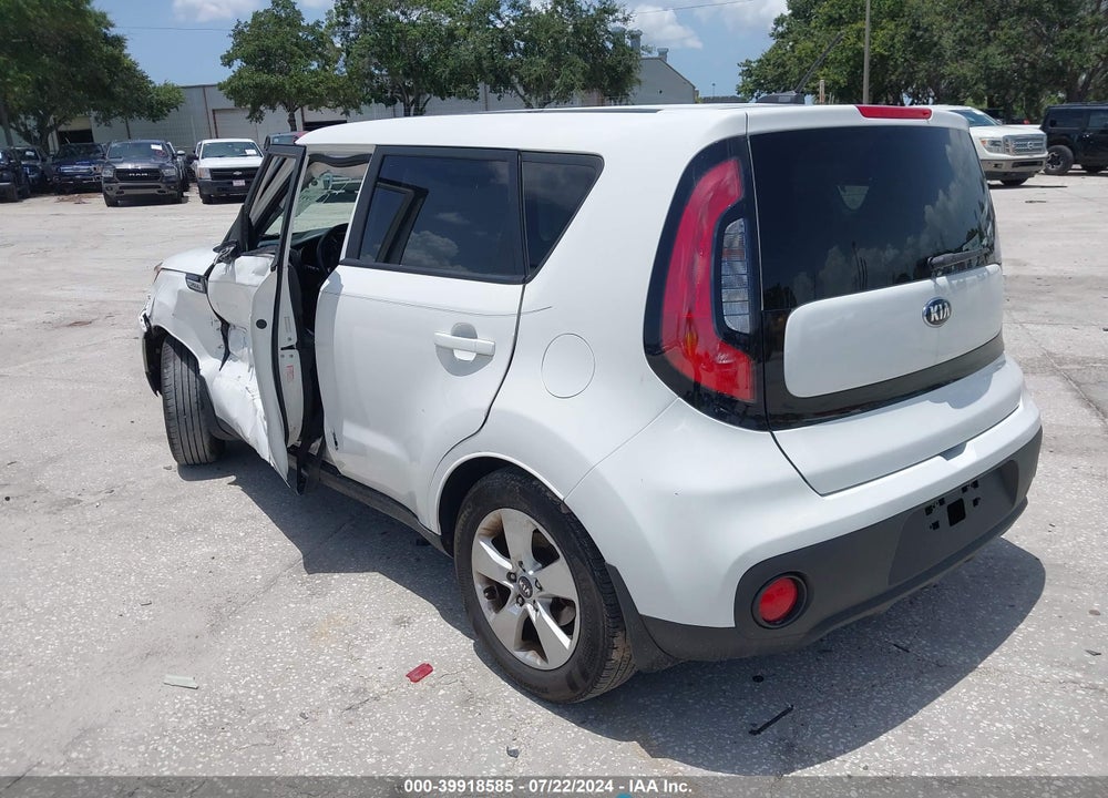 2018 KIA SOUL VIN: KNDJN2A24J7524892