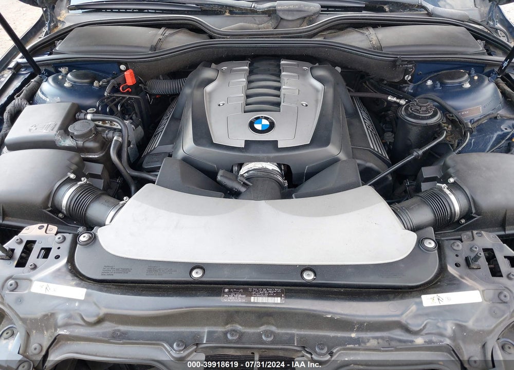 2008 BMW 750LI VIN: WBAHN83538DT80141