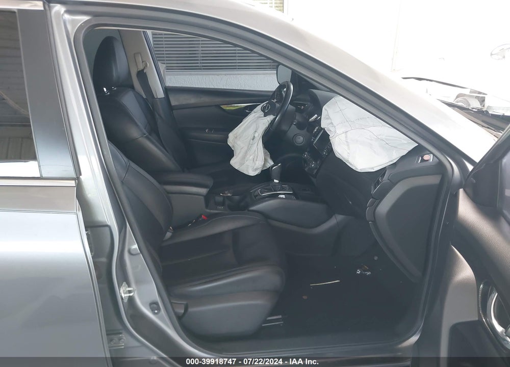 2018 NISSAN ROGUE SL VIN: JN8AT2MT4JW489162