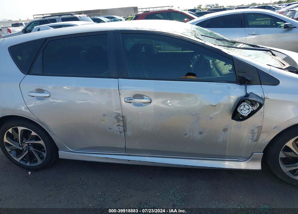2018 TOYOTA COROLLA IM VIN: JTNKARJEXJJ562306