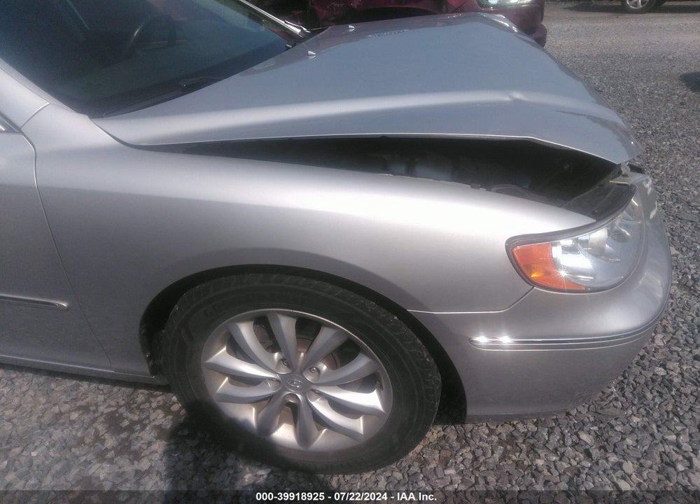 2008 HYUNDAI AZERA LIMITED VIN: KMHFC46F18A333524
