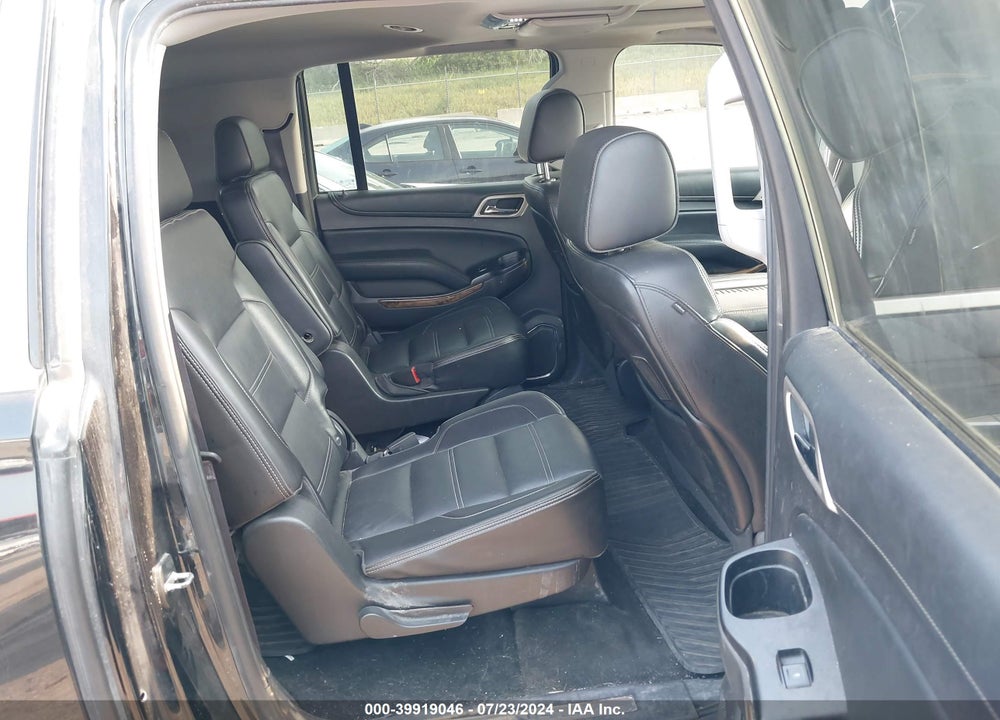 2016 GMC YUKON XL DENALI VIN: 1GKS2HKJ0GR199732