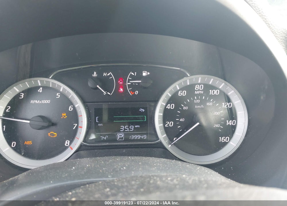 2015 NISSAN SENTRA SL VIN: 3N1AB7AP4FY329319