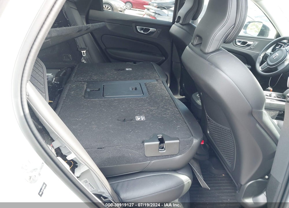 2024 VOLVO XC60 B5 CORE DARK THEME VIN: YV4L12RK3R1907498