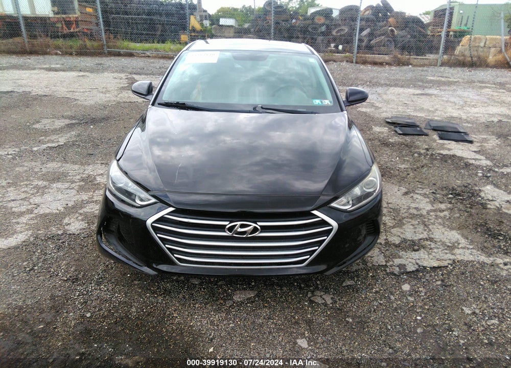 2018 HYUNDAI ELANTRA SE VIN: 5NPD74LF2JH352134