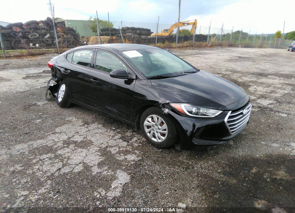 2018 HYUNDAI ELANTRA SE VIN: 5NPD74LF2JH352134