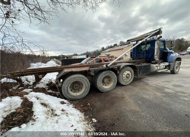 2007 MACK 700 CTP700 VIN: 1M2AT04C77M002343