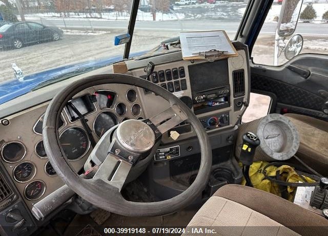 2007 MACK 700 CTP700 VIN: 1M2AT04C77M002343