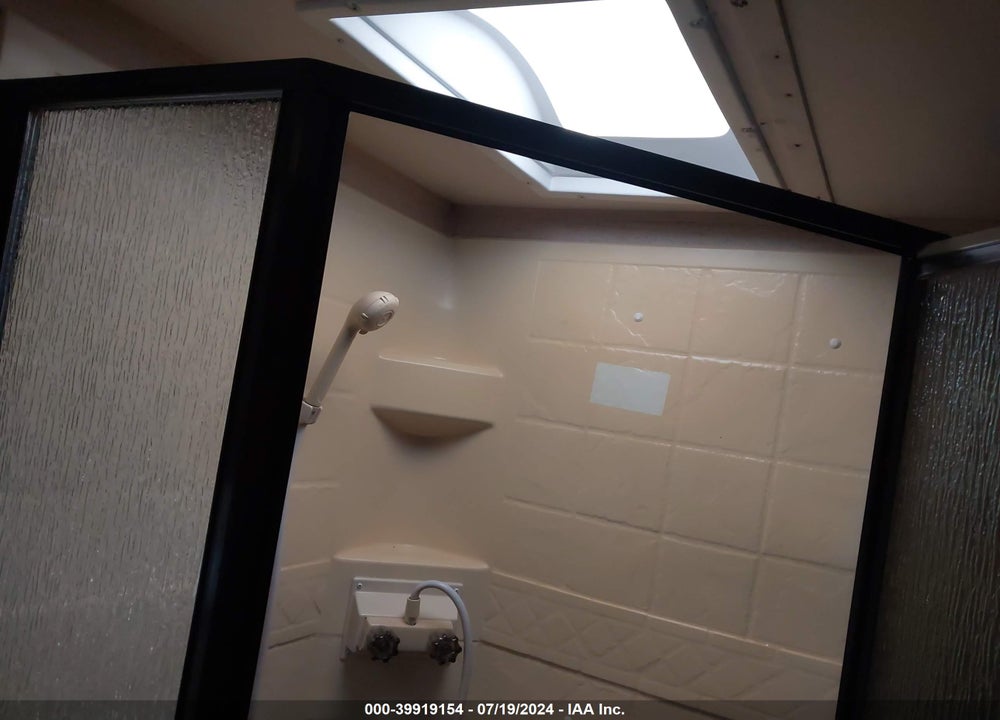 2015 JAYCO JAYFL184BH VIN: 1UJBJ0BP7F1TG0073