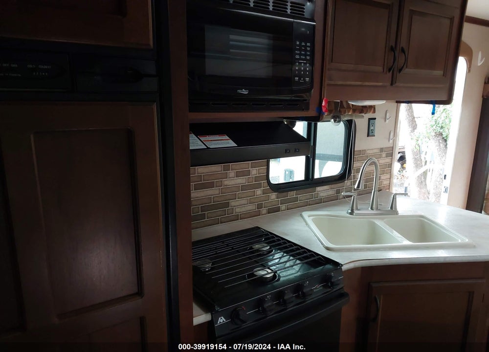 2015 JAYCO JAYFL184BH VIN: 1UJBJ0BP7F1TG0073