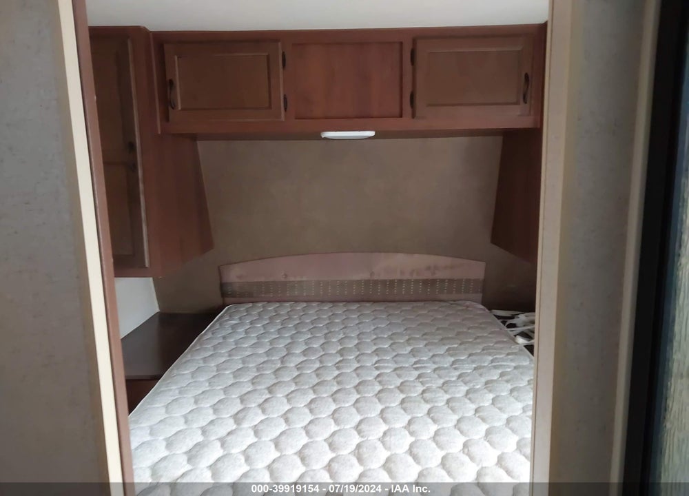 2015 JAYCO JAYFL184BH VIN: 1UJBJ0BP7F1TG0073