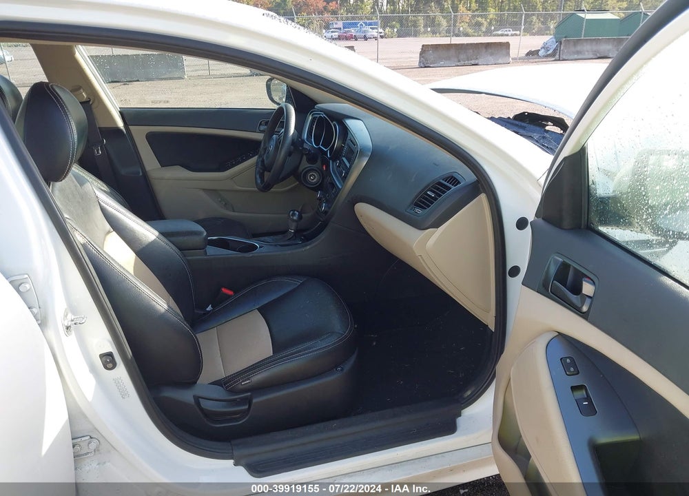 2015 KIA OPTIMA LX VIN: KNAGM4A73F5531353