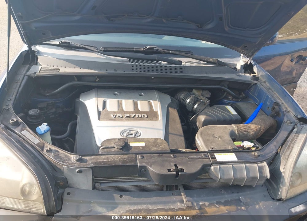 2005 HYUNDAI TUCSON GLS/LX VIN: KM8JN12D45U193342