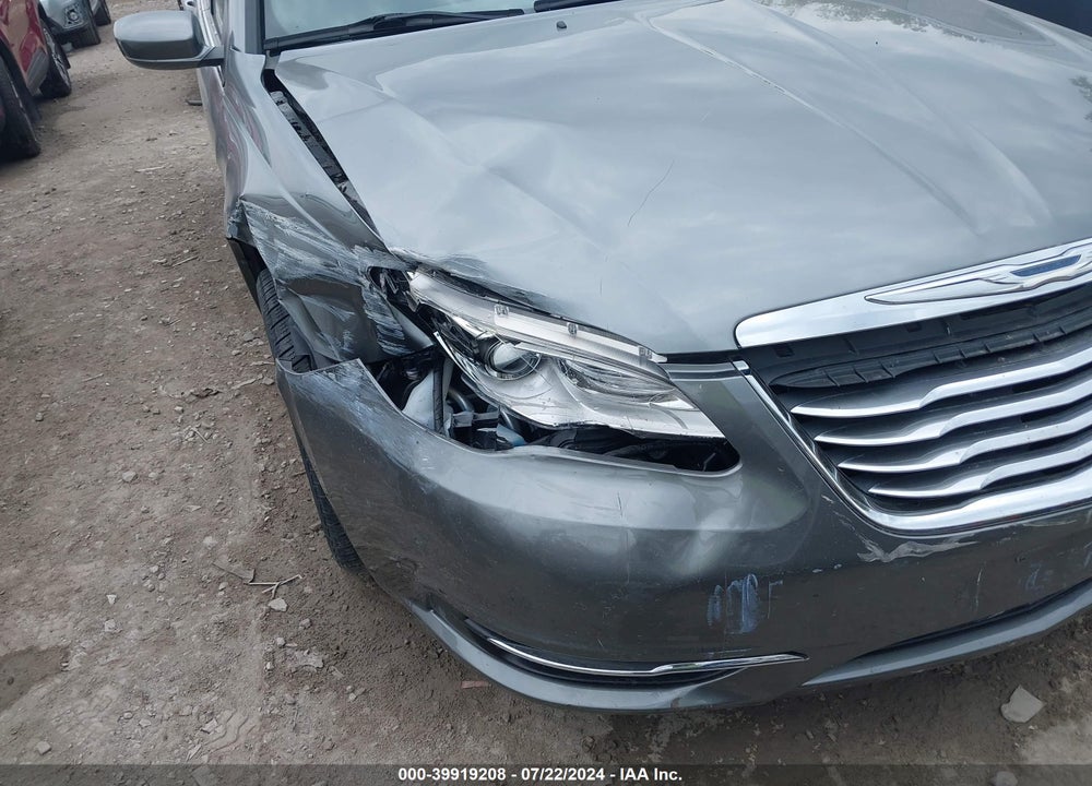 2011 CHRYSLER 200 TOURING VIN: 1C3BC1FB6BN610106