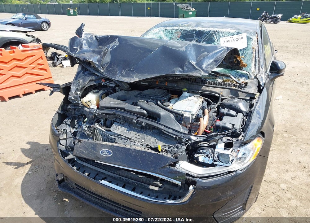 2019 FORD FUSION HYBRID VIN: 3FA6P0LU0KR180495