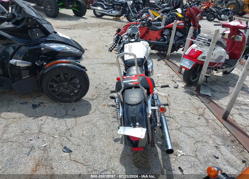 2014 HARLEY-DAVIDSON XL1200 C VIN: 1HD1CT31XEC442659